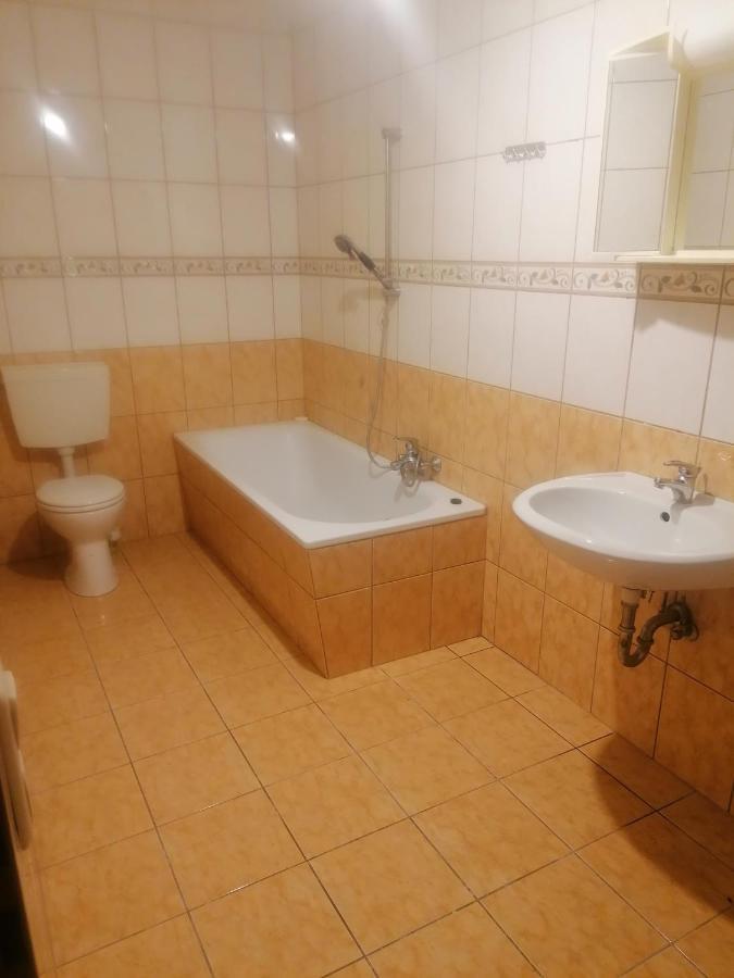 Gaestehaus An Der Warnow Daire Schwaan Dış mekan fotoğraf